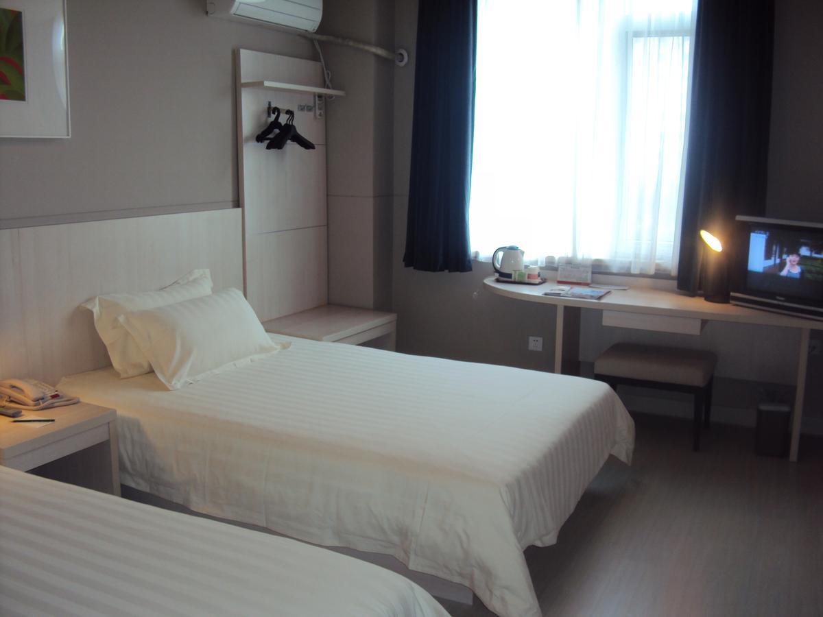 Jinjiang Inn - Wuhan Ziyang Road Eksteriør billede